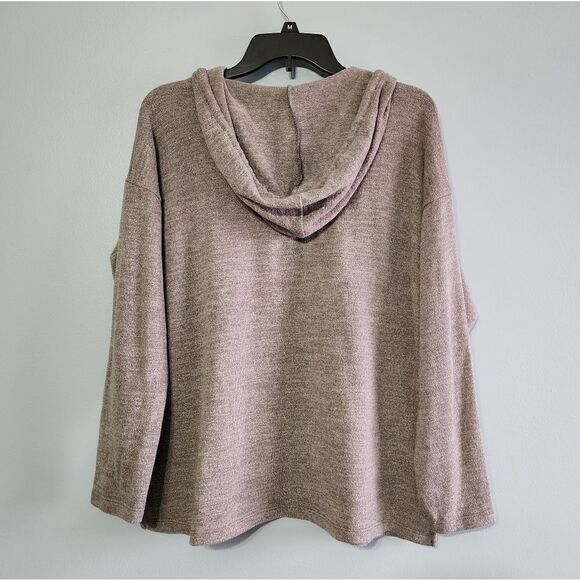 Bucketlist Lightweight Hooded Long Sleeve - Picture 7 of 10